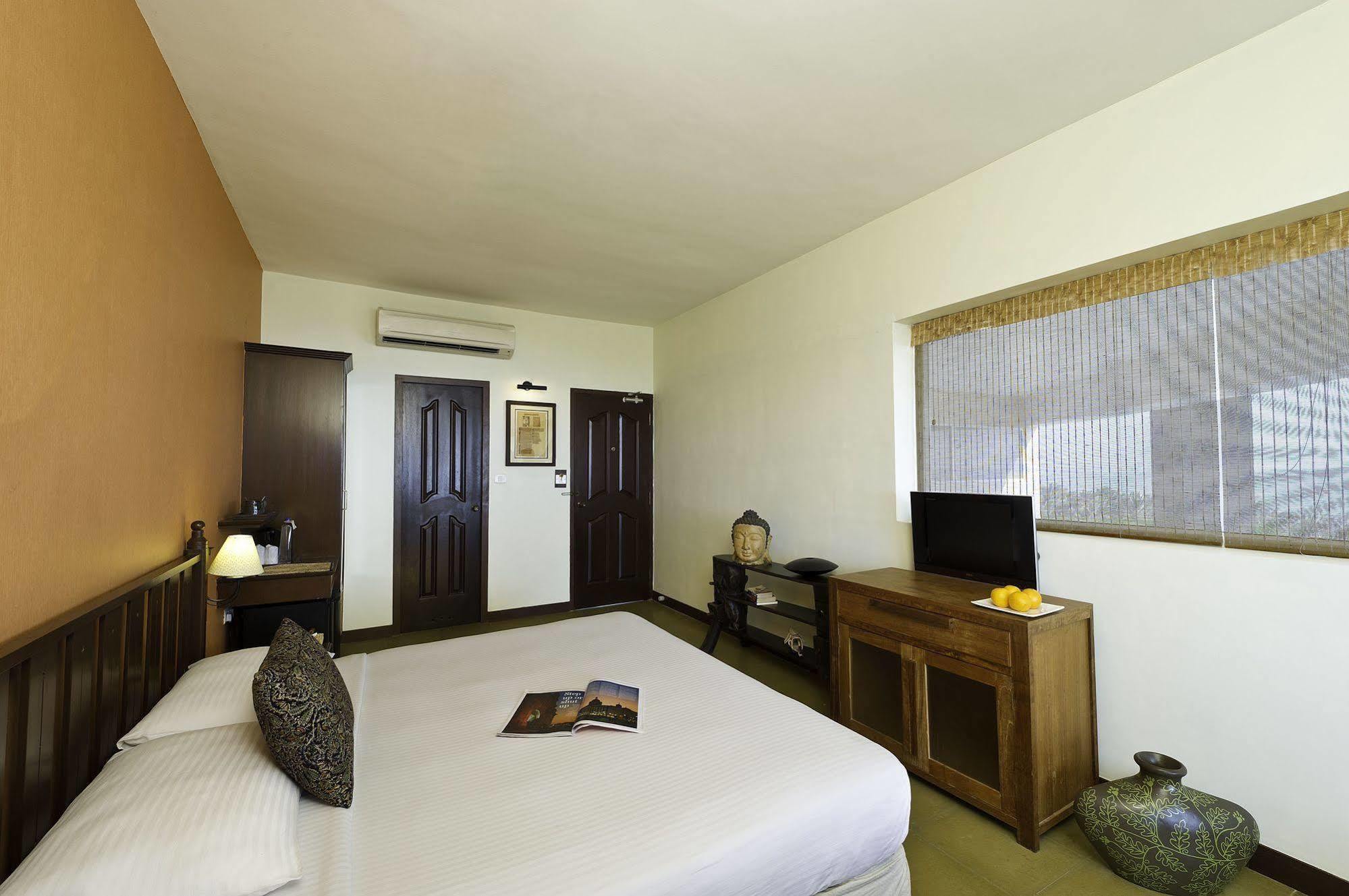 Annai Celestial Resorts Каньякумарі Екстер'єр фото